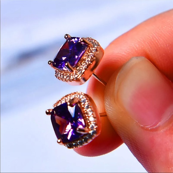 New Women’s Rose Gold Plated Amethyst Stud Earrings - Picture 3 of 5